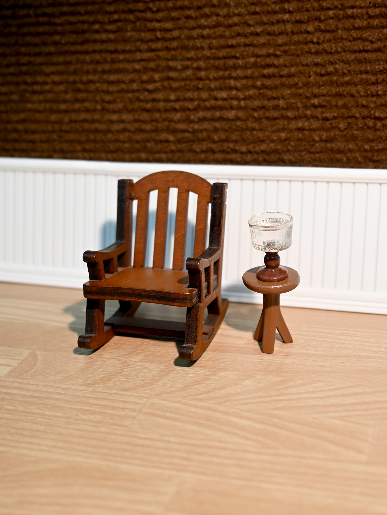 Miniature Rocking Chair, Minia – обзор и цена Diy Electronics Housing