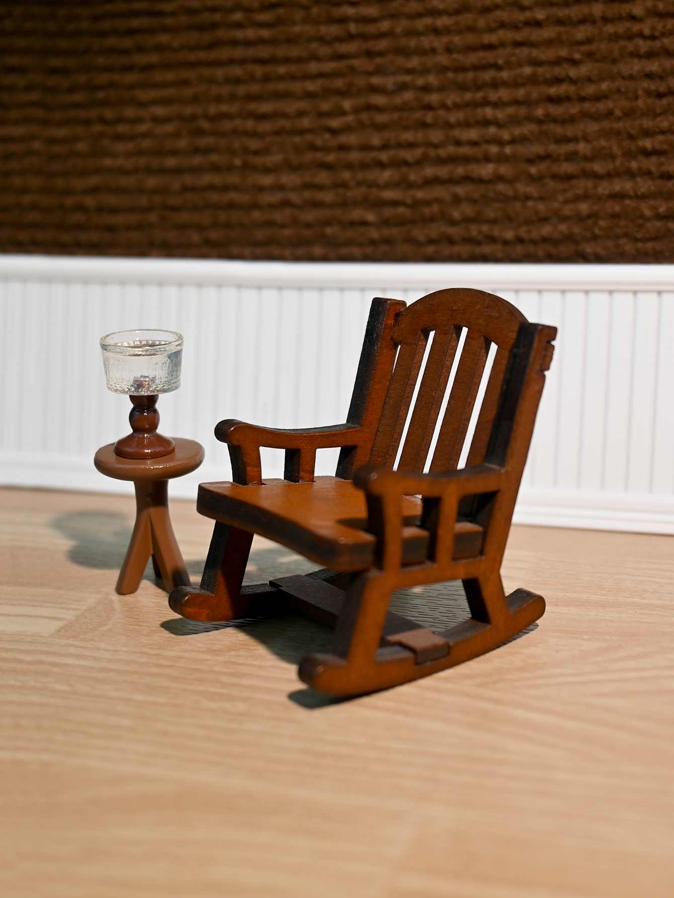 Miniature Rocking Chair, Minia – обзор и цена Diy Electronics Housing